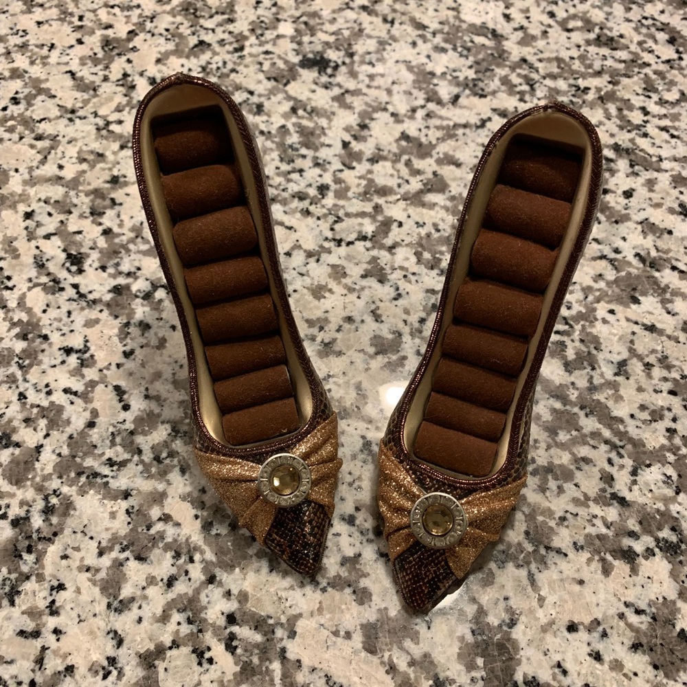 Ring jewelry holder decor
